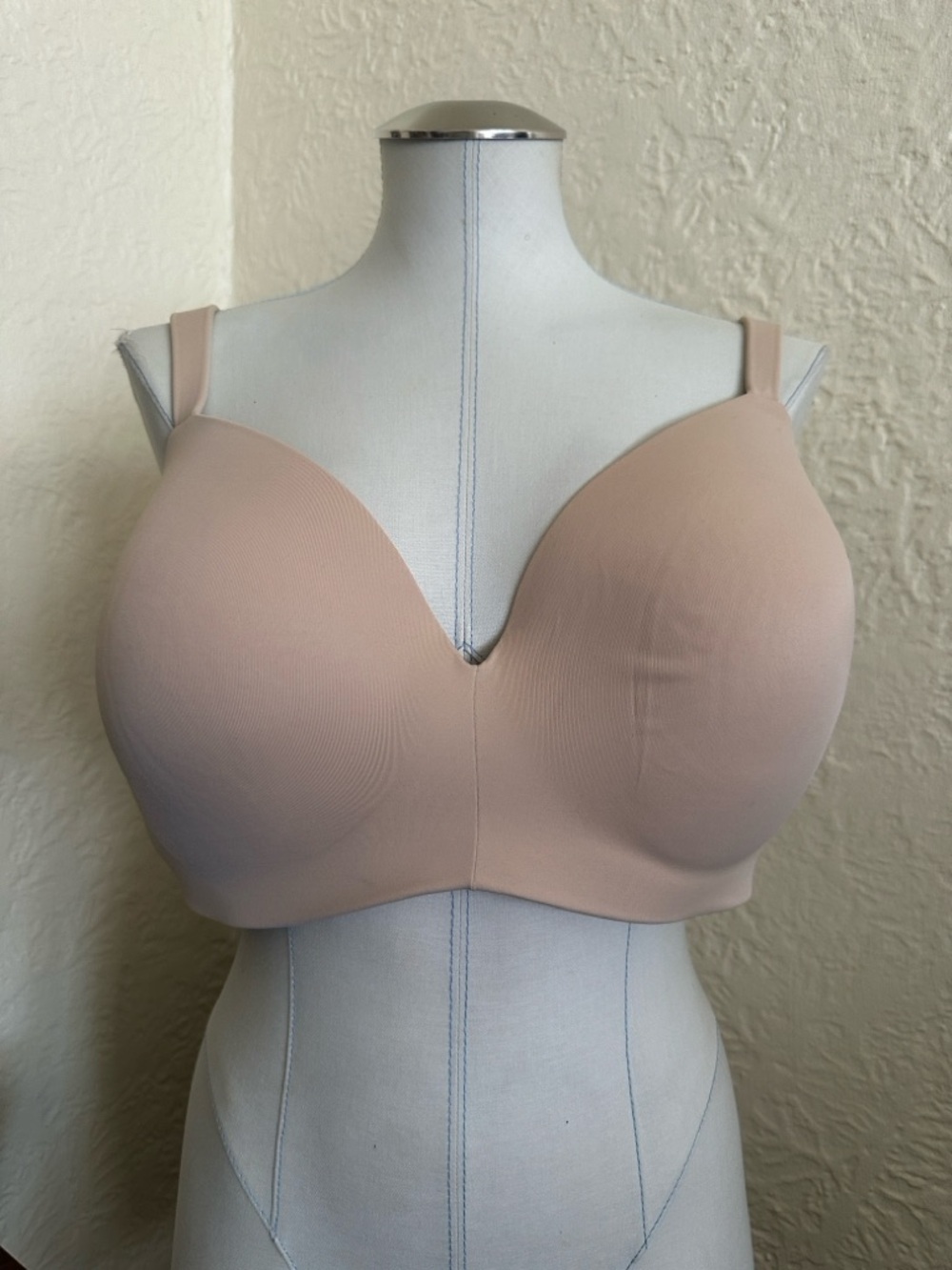 Cacique Lane Bryant Nude Beige Lightly Lined T-Shirt No-Wire Bra 44DD